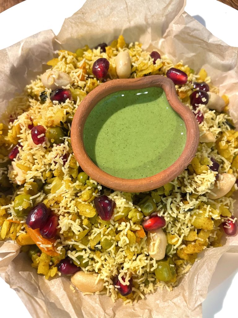 Green herb sauce with roasted vegetables