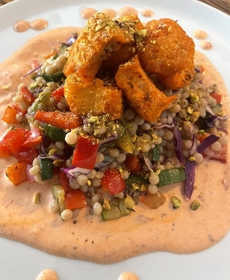 Crispy vegetable fritters with salad